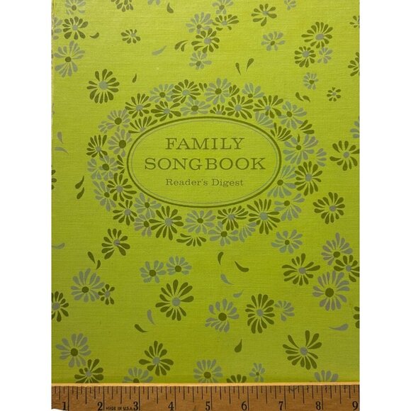 Readers Digest 1969 Family Songbook Hardcover Spiral Bound Green - 124 Favorites - Picture 13 of 16